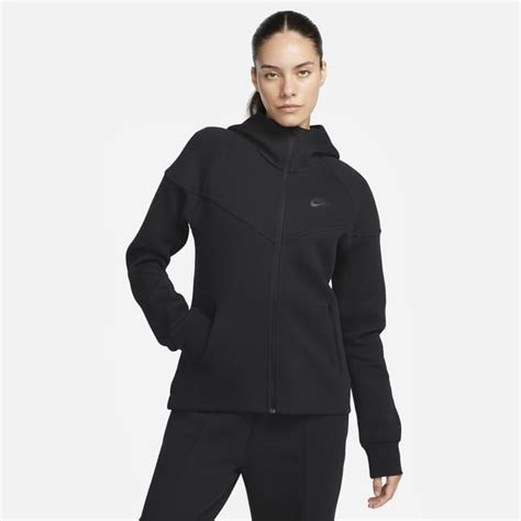 Die besten Kapuzenjacken für Damen von Nike